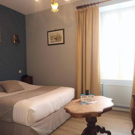 Hostellerie Saint Martin- Logis Hotel Et Restaurant Creully sur Seulles Экстерьер фото