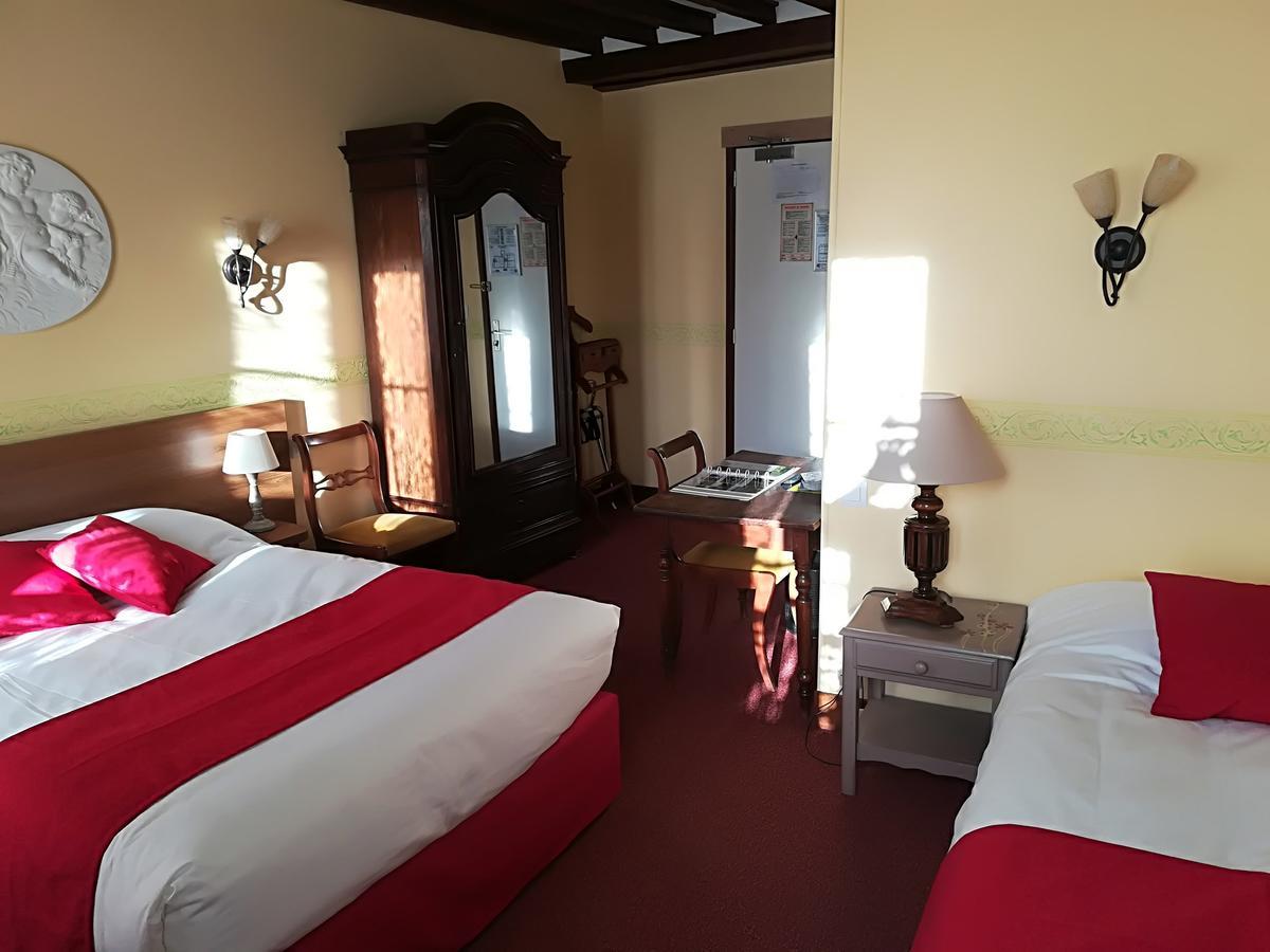 Hostellerie Saint Martin- Logis Hotel Et Restaurant Creully sur Seulles Экстерьер фото